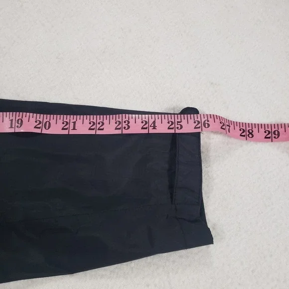 Mountain Hardwear Black Utility Jacket with Hood - Picture 15 of 16